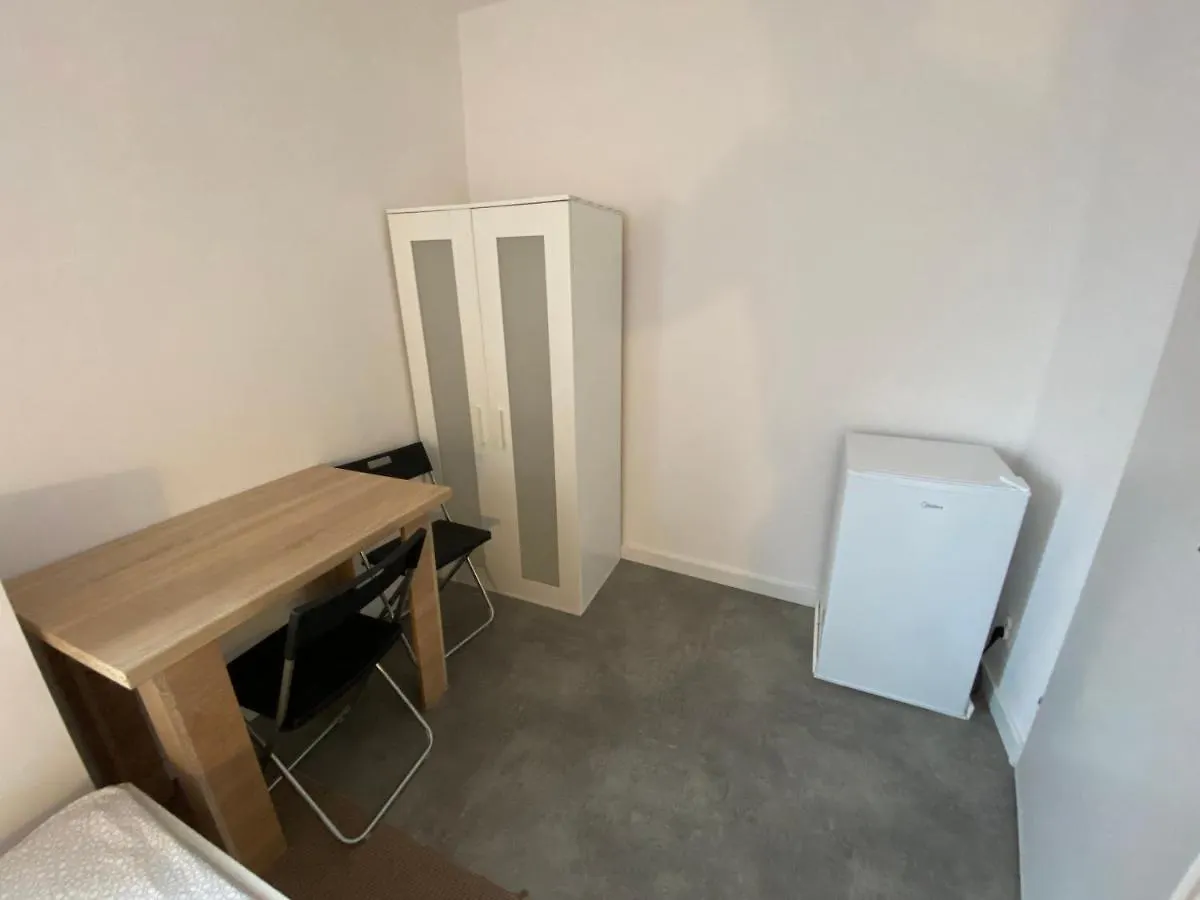 Hostel Modlinska267 Pansiyon Varşova